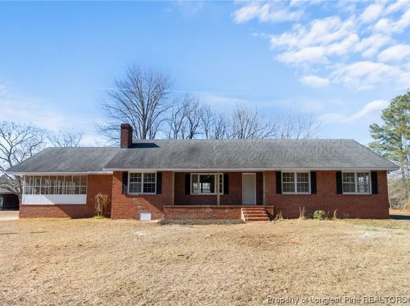 10899 Ramsey St, Linden, NC 28356