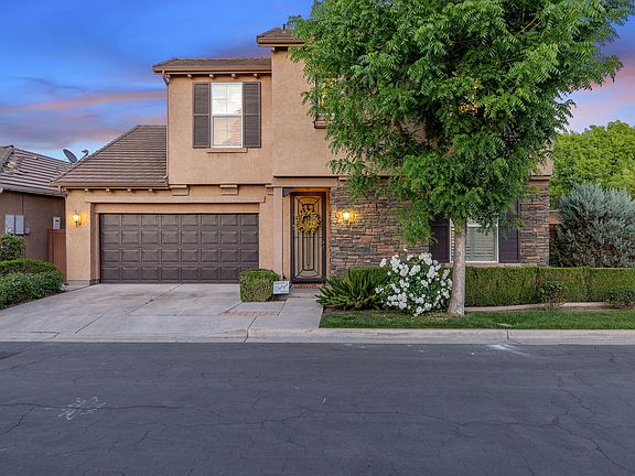3rd image of 1608 N Oliveto Court