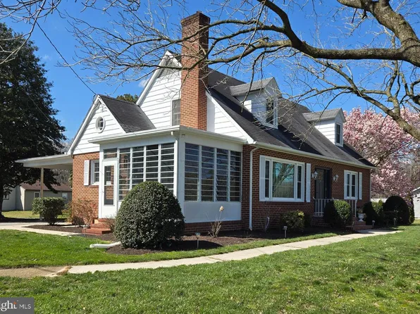 387 Broad St, Houston, DE 19954