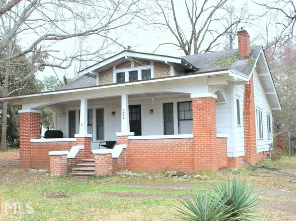 1482 E Tugalo St, Toccoa, GA 30577