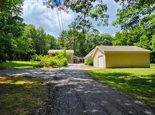 191 Chapman Rd, Newburgh, ME 04444