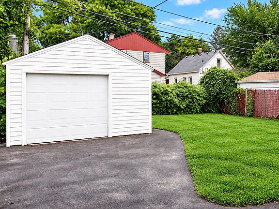 4th image of 431 S 88th STREET