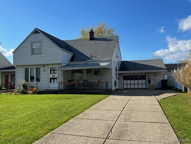 1st image of 240 Kelvin Dr