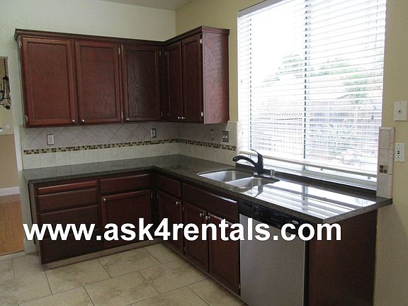 5th image of 808 Kilarney Ct