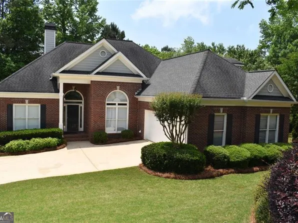 5027 Hickory Hills Dr, Woodstock, GA 30188