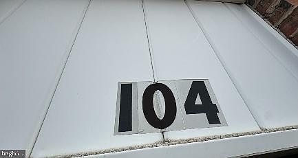 3rd image of 104 Ripka St