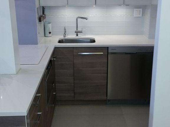 4th image of 301 E 79th St APT 3F