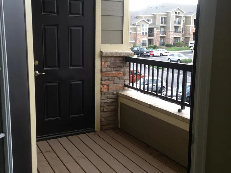 balcony