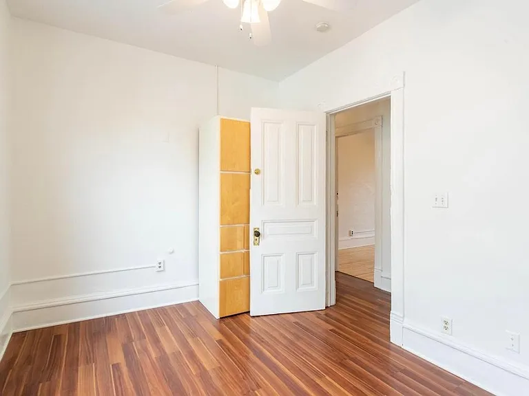 918 W 26th St #2 — Photo 9