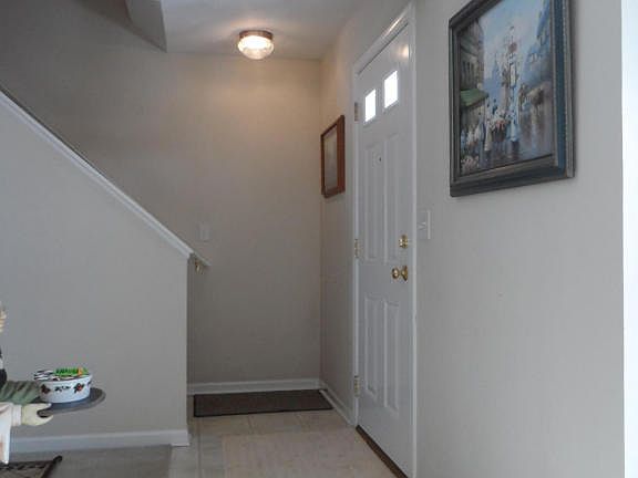 3rd image of 8869 Peterson St NE