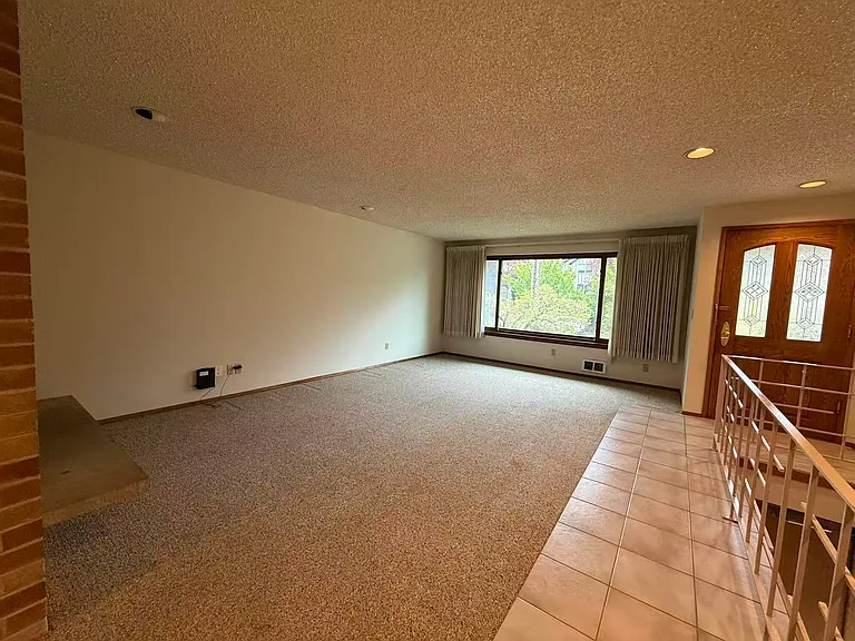 13819 Greenwood Ave N #13819 — Photo 10