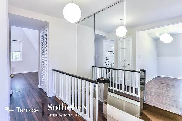 Rented by Terrace Sotheby's International Realty | media 36