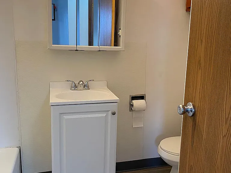 4809 NW 62nd Ave #5 — Photo 1