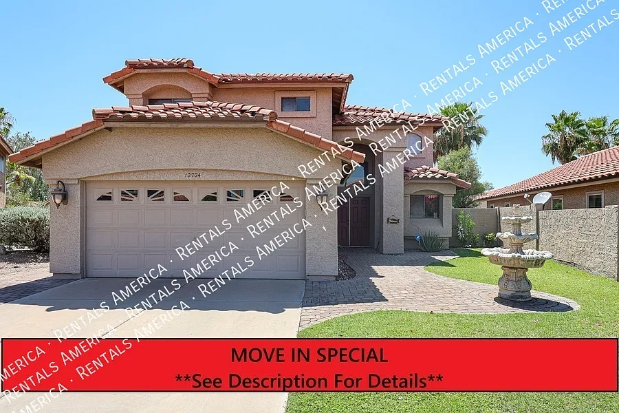12704 N 89th Pl