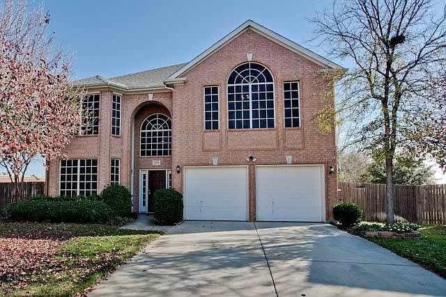 1st image of 2000 Golden Oak Dr