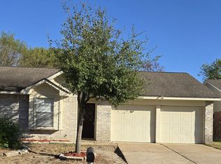 16218 Dew Drop Ln, Houston, TX 77095