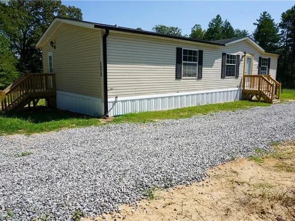 4979 Wallburg Rd, Winston Salem, NC 27107