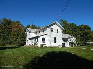 4560 Cole Rd #A, Hillsdale, MI 49242