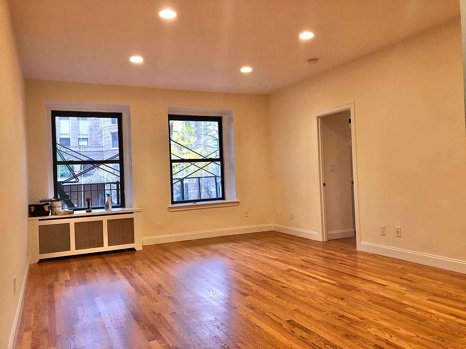1st image of 22 W 77th St #21B