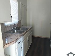 1117 E 71st St, Los Angeles, CA 90001