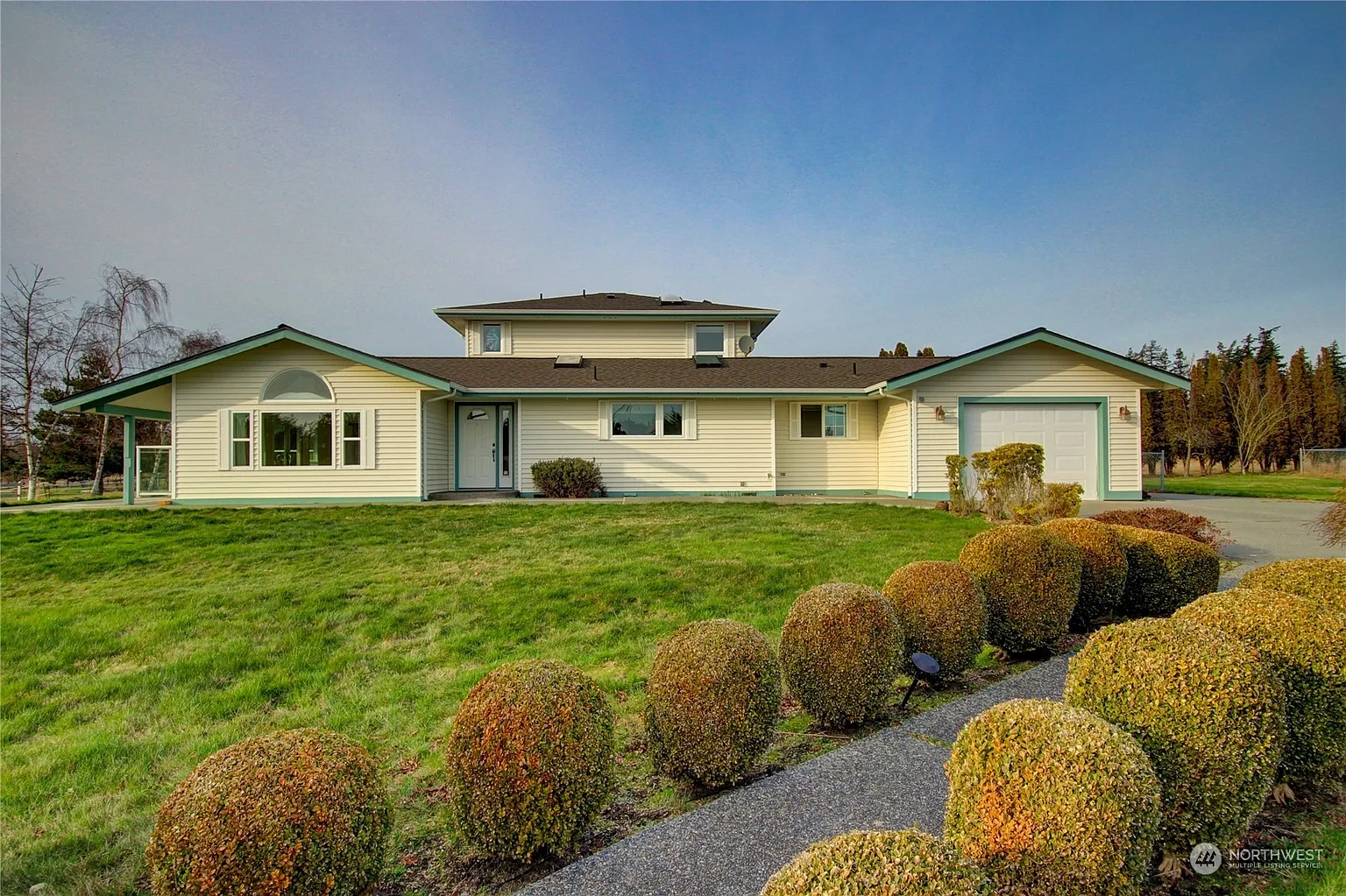 10898 Wilson Lane photo 1