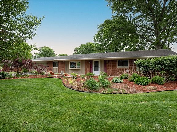 2nd image of 2444 Tennyson Dr