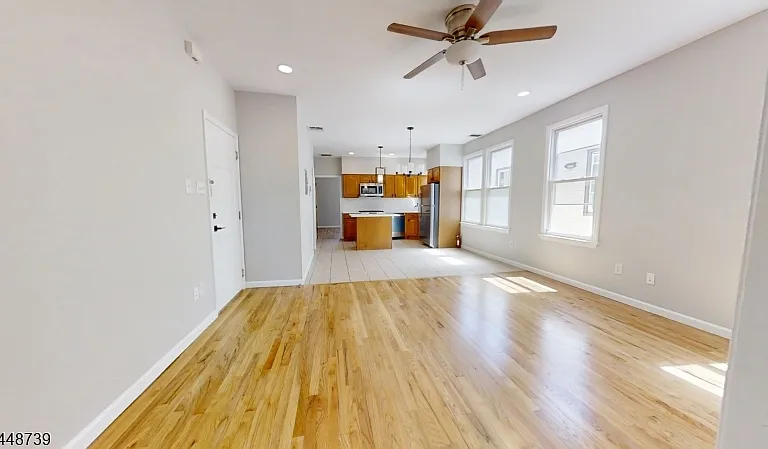9 Schuyler Ct — Photo 4