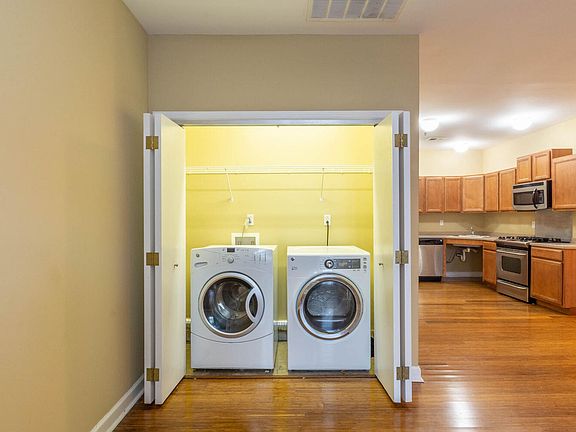 4th image of 425 E Kirkwood Ave #6baeeadf6