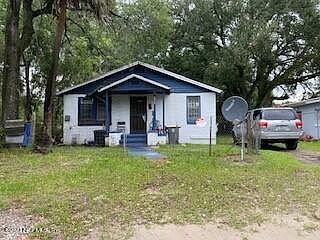 1st image of 1535 HILL Street