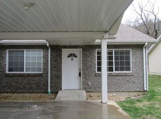 118 Booker Rd APT D, Waynesville, MO 65583