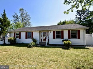 1212 Middlesex St, Toms River, NJ 08757