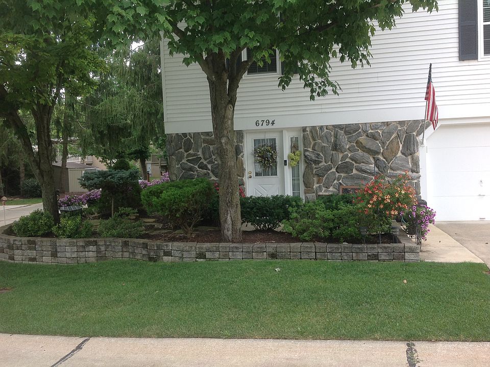 Front landscaping