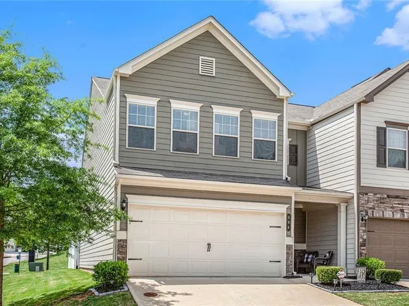 504 Crescent Woode Dr, Dallas, GA 30157