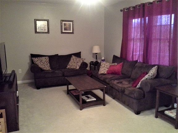 4th image of 314 Hillside Dr
