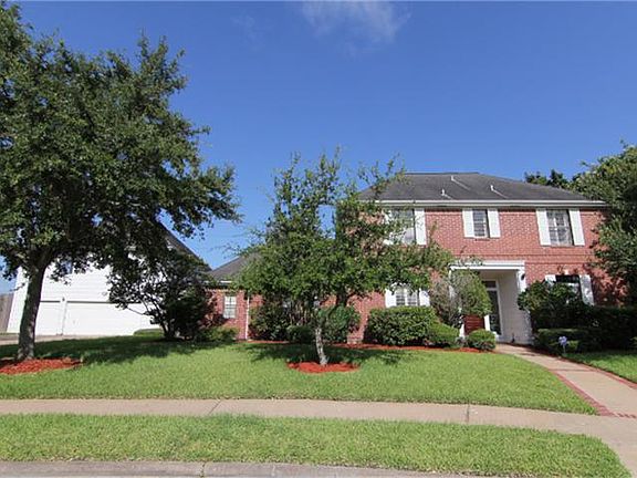 This custom built home has loads of extras!