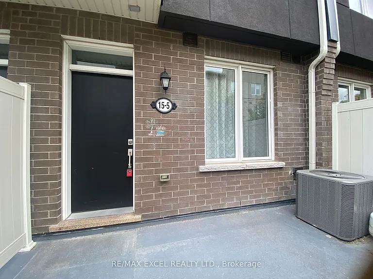 15 Heron Park Pl #5 — Photo 5