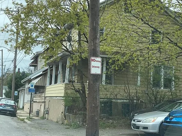 19 W 1st St, Hazleton, PA 18201