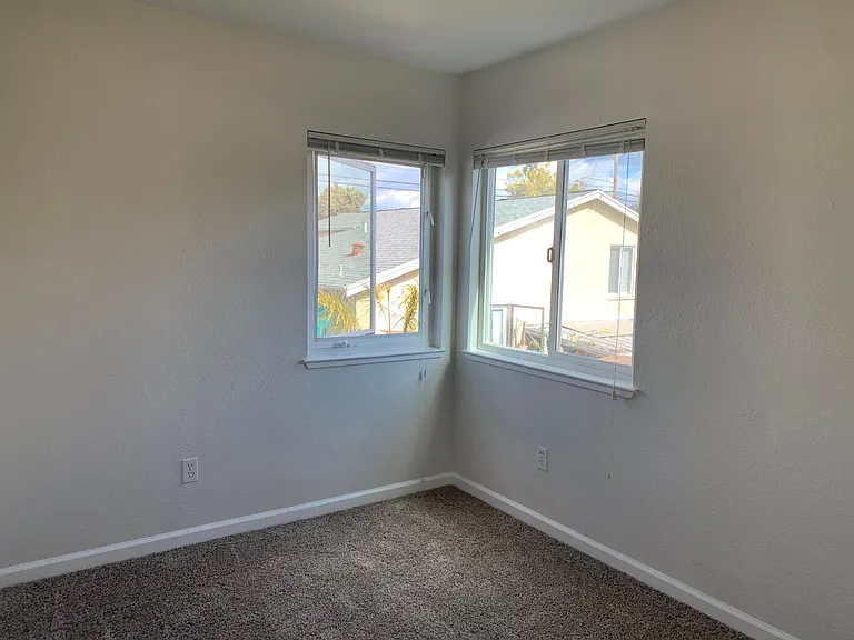 1316 Ashby Ave #D — Photo 15