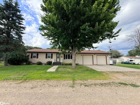 603 4th St SE, Belmond, IA 50421