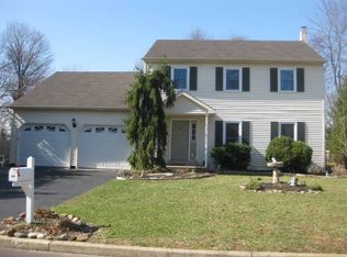 105 Chancery Rd, Langhorne, PA 19047