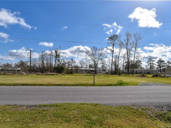 1400 Bayleaf Dr, Lake Charles, LA 70611