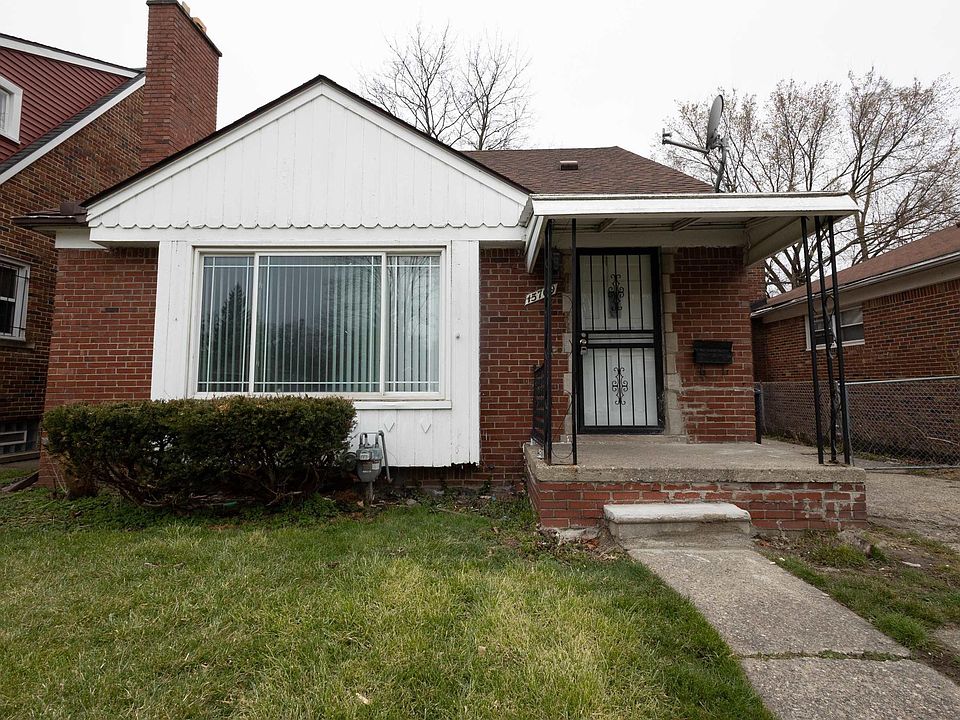1st image of 15709 Plainview Ave