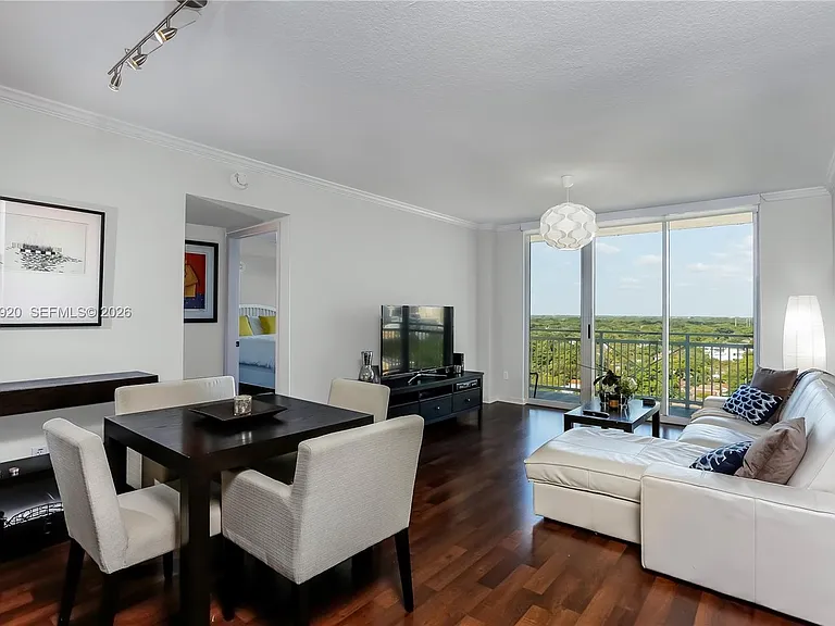 2665 SW 37th Ave #1404 — Photo 9