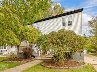 296-298 Rivard Blvd, Grosse Pointe, MI 48230