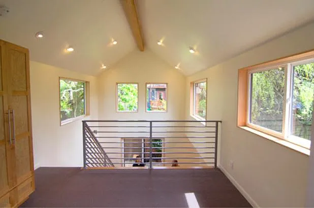 2604 SE 48th Ave — Photo 3