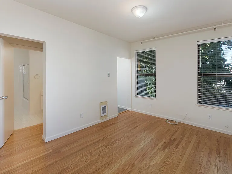 524 Guerrero Street (524r) — Photo 3