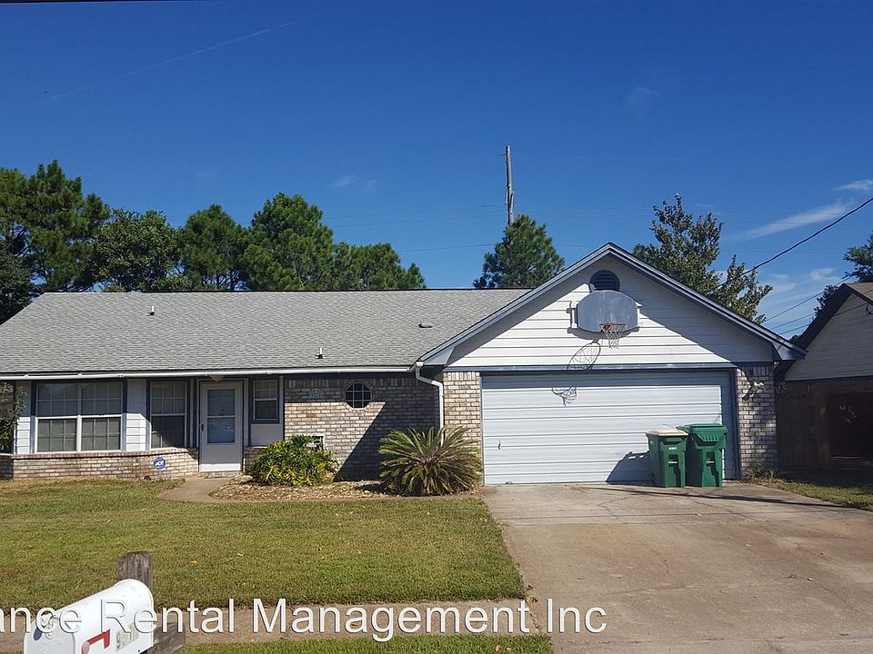 1st image of 9576 Brentwood Blvd