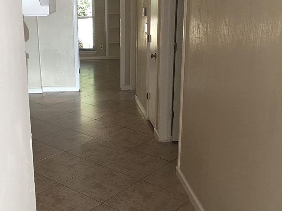 3rd image of 407 Irondale Dr #B