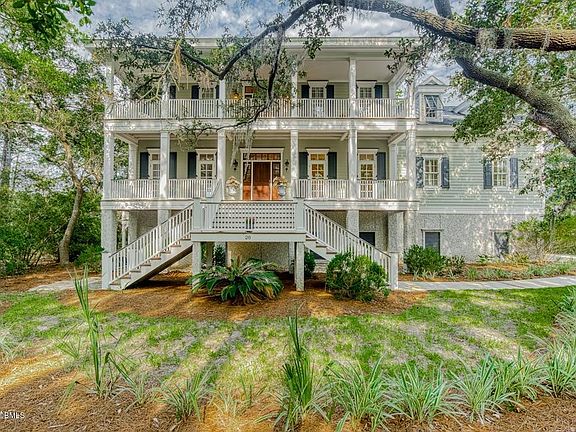 2nd image of 28 Anchorage Way