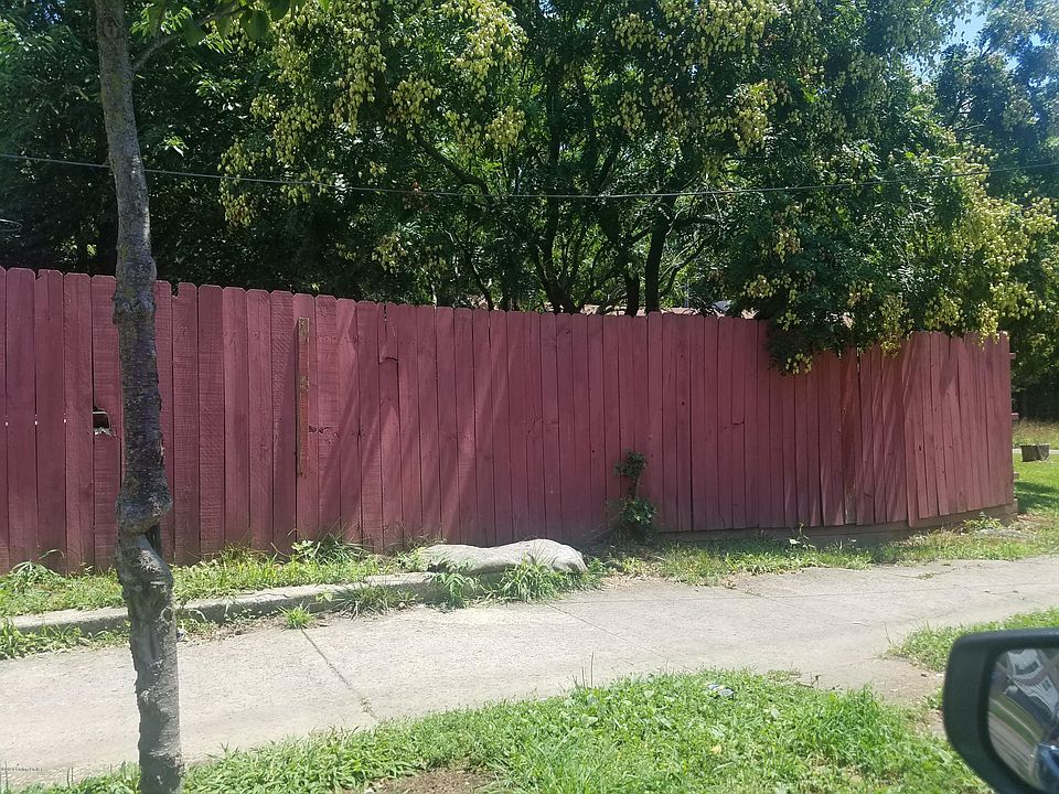 1st image of 211 S 28th St